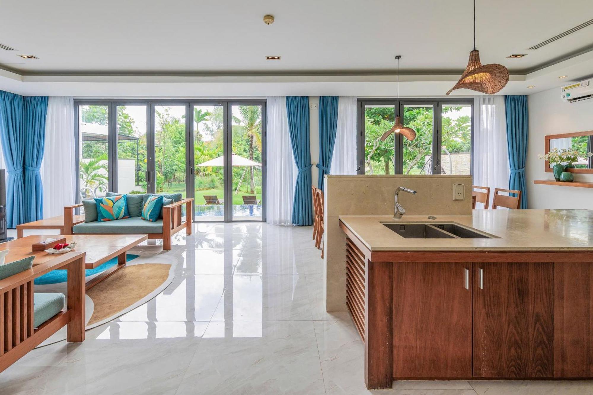 Idc White House Da Nang Villa Екстериор снимка